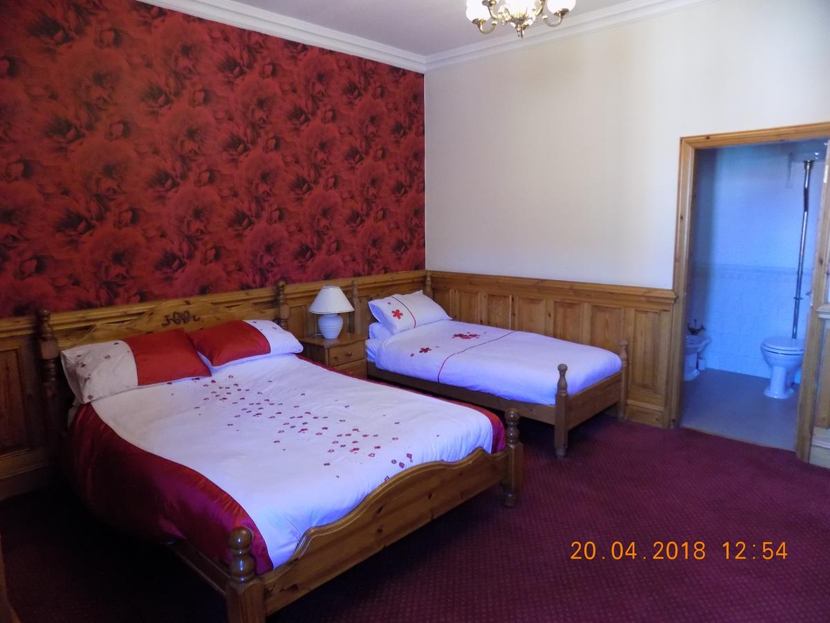 The Londesborough Arms Bar With En-suite Bed & Breakfast Market Weighton