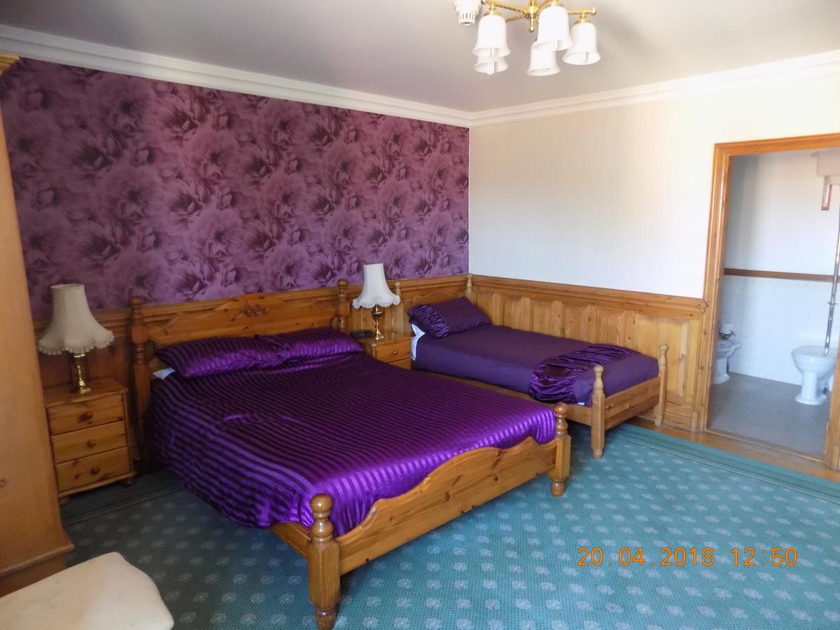 The Londesborough Arms Bar With En-suite Market Weighton